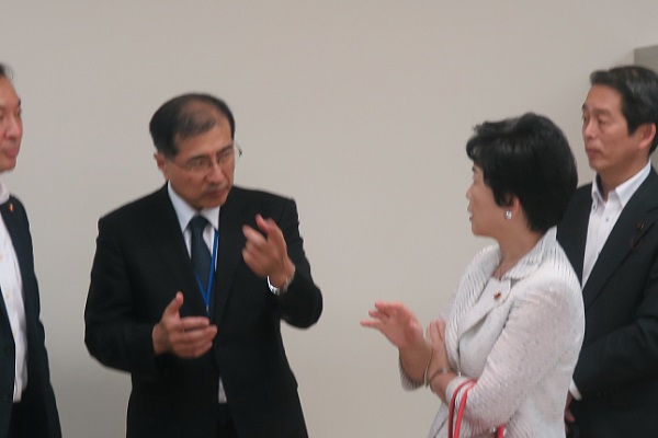 高木副大臣訪問4